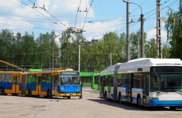 Перші двосекційні тролейбуси зі Швейцарії надійшли до Житомира (ФОТО)