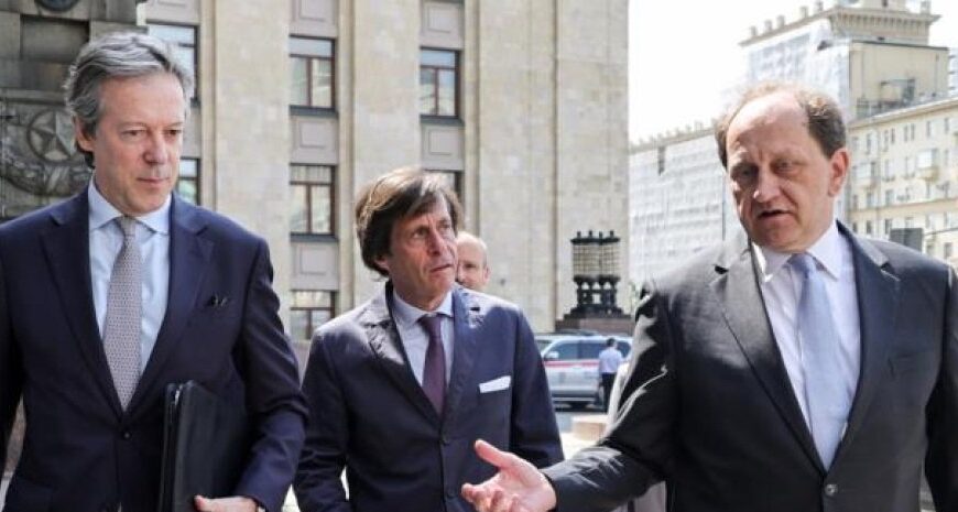 Міністри закордонних справ Росії провели переговори з послами Франції, Великої Британії та Німеччини.