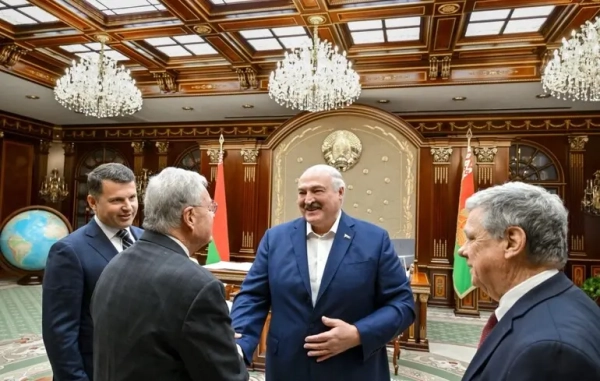 Як Лукашенко намагається обманути США, звільняючи політичних в’язнів