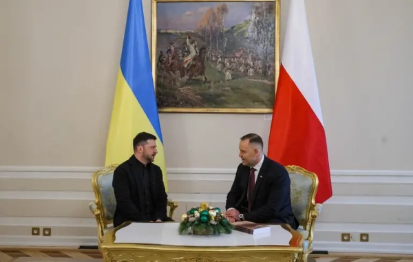 Навроцький забрав у Зеленського орден Білого Орла – що відомо