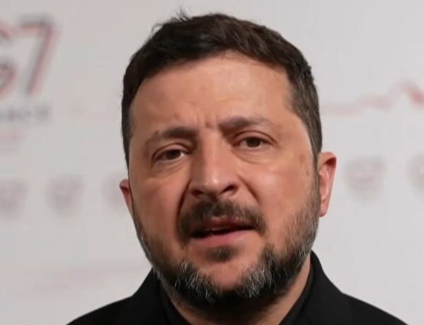 «Завжди важко»: Зеленський зізнався, що плаче, коли віддає певні накази…