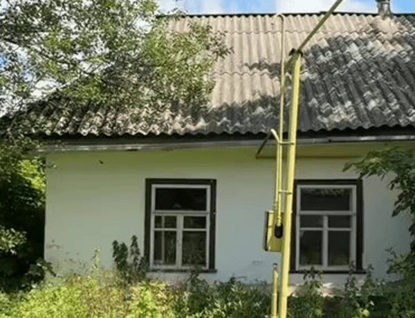 В селі будинок з комунікаціями продають за 3000 доларів, люди&hellip;