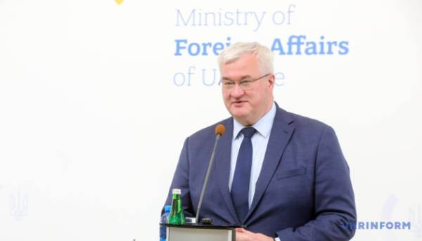 Новий етап військової співпраці між Україною та Кувейтом започатковано – Сибіга