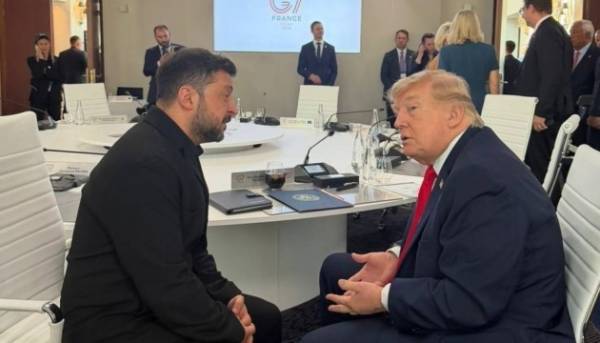 Трамп після переговорів із Зеленським: Росія мусить досягти домовленості