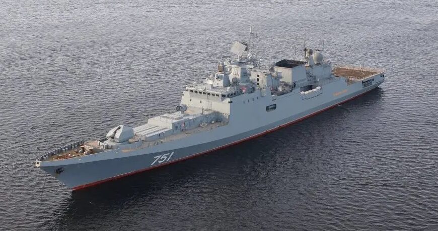 Британське парусне судно зазнало обстрілу з боку російського бойового корабля в протоці Ла-Манш