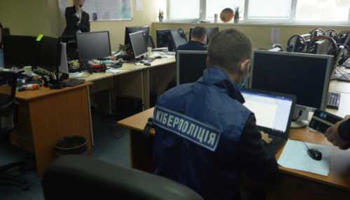 Кіберполіція викрила 28 злочинних спільнот з початку року