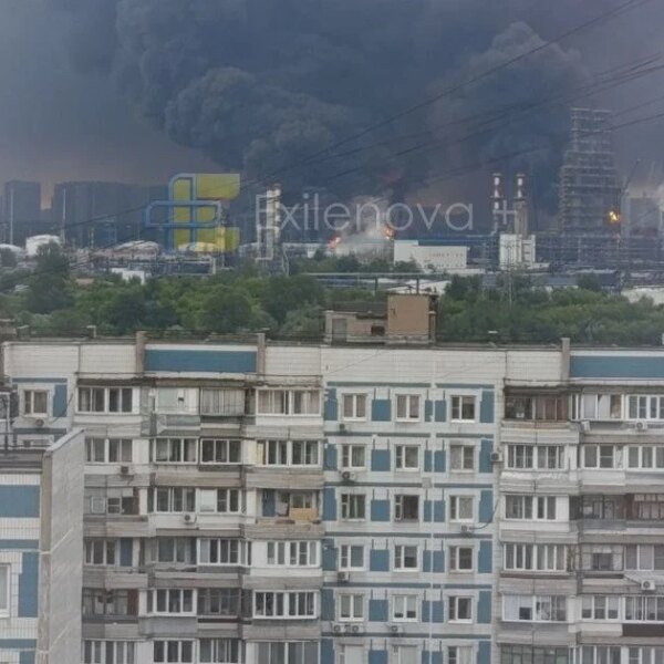 Паніка в Росії: українські дрони знищили склади “російського Амазону”