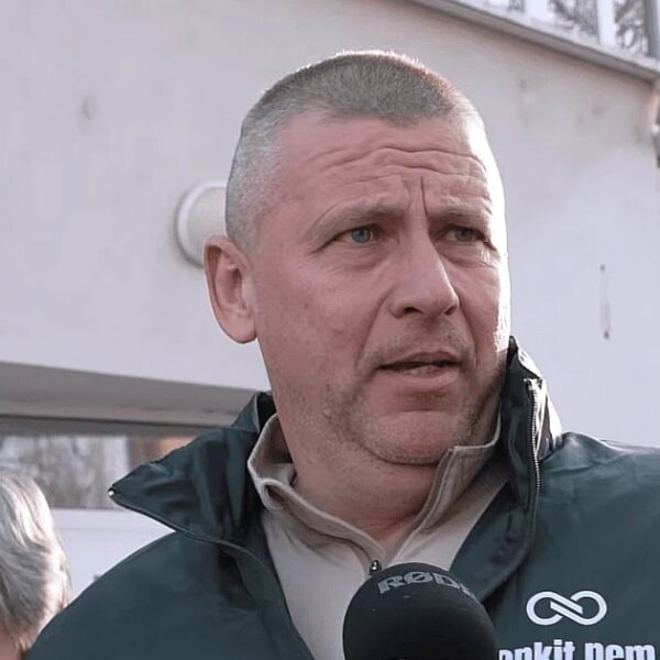 Новий угорський міністр оборони заявив, що російські спецслужби намагалися проникнути “чорним ходом”.
