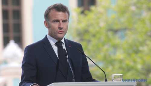 Європейський Союз закликав до допомоги через великі лісові пожежі у Франції.