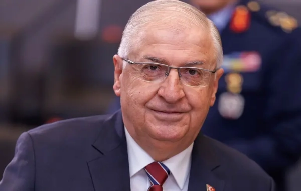 Зустріч НАТО – Очільник оборонного відомства Туреччини окреслив головні питання…