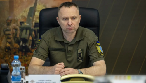 Шахраї змаскували головнокомандувача ЗСУ Драпатого під фальшивий профіль.
