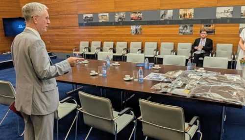Румунія відкликає свого посла з Москви для переговорів і депортує російського дипломата.