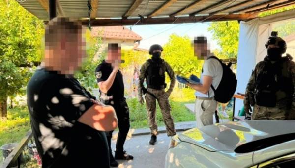 Напад на волонтера у Дніпрі: викрадено кошти для ЗСУ