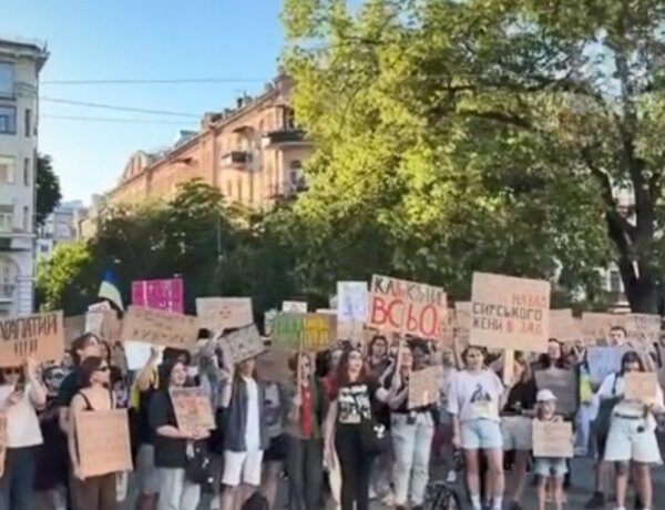 Протести на підтримку Федорова: демонстрації не припиняються вже третю добу поспіль — відео