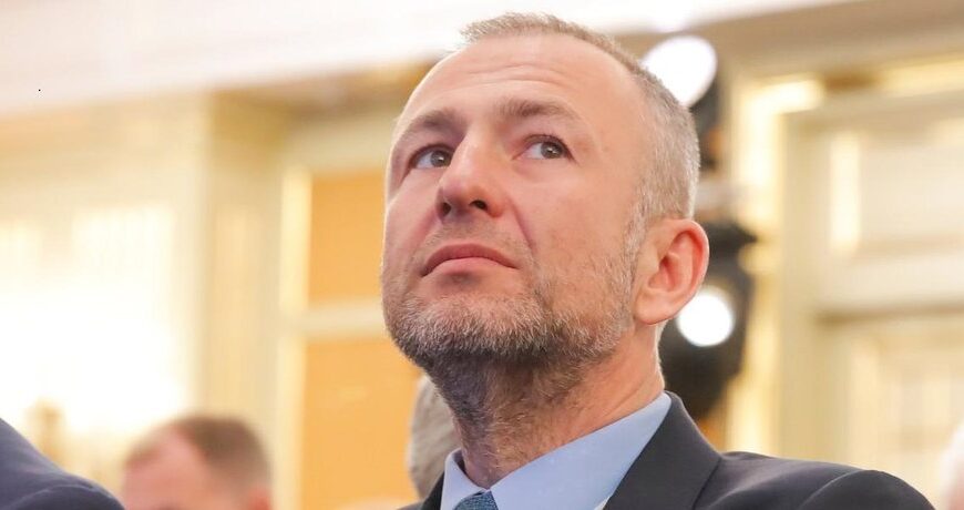Принижена Росія: олігарх Мельниченко назвав 4 сценарії для РФ після війни в Україні