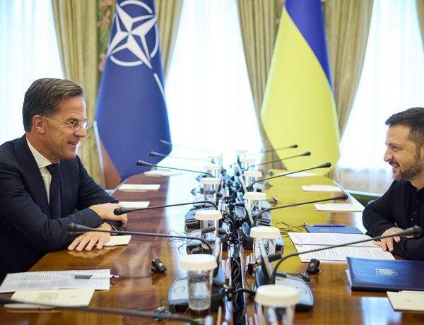 Країни НАТО прагнуть зібрати 140 мільярдів для допомоги Україні, попри суперечки та несплату.