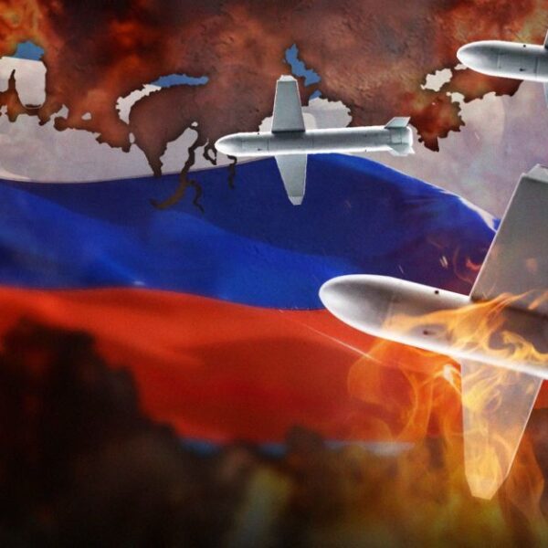Нафтопереробний завод у Росії зазнав нападу: подробиці