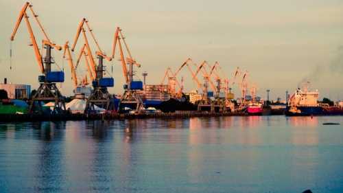 Maersk припиняє діяльність у порту “Чорноморськ” через російські удари