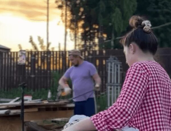 18-квадратний будинок: мешканці живуть у “собачій будці”, щоб уникнути плати…