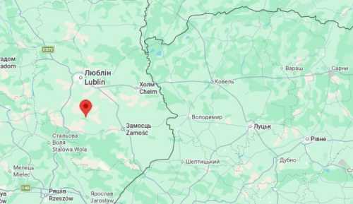 У Люблінському воєводстві Польщі з’явився кратер: місцеві мешканці чули вибухи