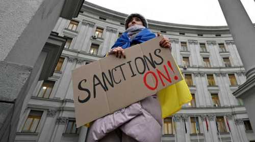 Компроміси заради санкцій. Як ЄС домовився про нову хвилю тиску на Росію і що довелося ”здати”