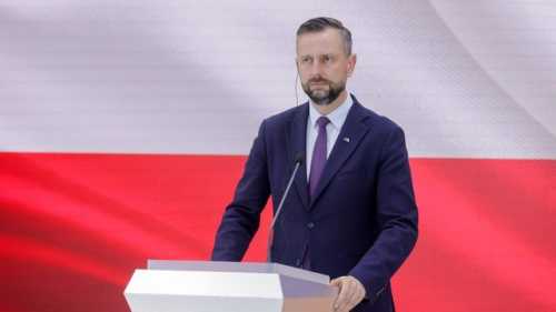 Голова оборонного відомства Польщі: Від війни нас відділяє всього декілька метрів – ця ніч знову показує нам усім, наскільки серйозною є обстановка