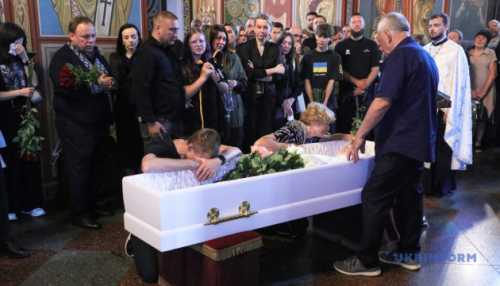 На згадку про Валентину Савіцьку. «Я прагну, аби кожен усвідомив, якою була моя Валя»