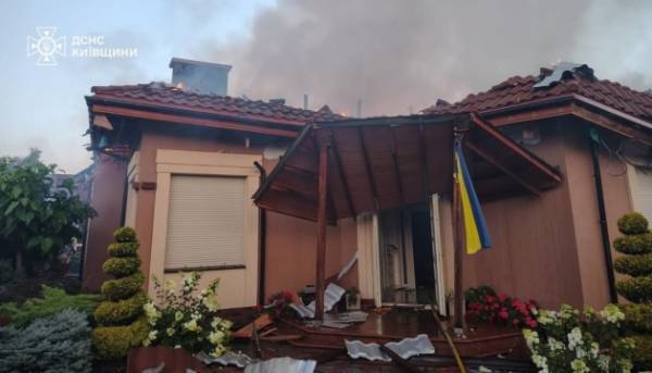 Українці вранці обстріляли будівлю на Київщині, п’ятеро людей зазнали травм