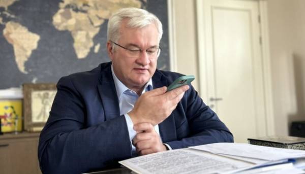 Глава МЗС Індії та Сибіга обговорили світові наслідки російської агресії