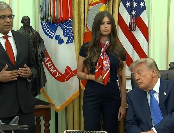 Трамп «задрімав» у Білому домі під час брифінгу щодо вакцини (відео)