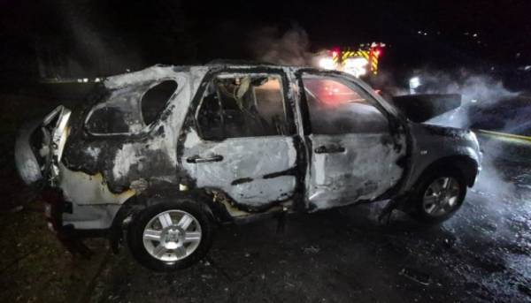 У Сумах ворожий безпілотник атакував автівку, є одна загибла та одна поранена особа.