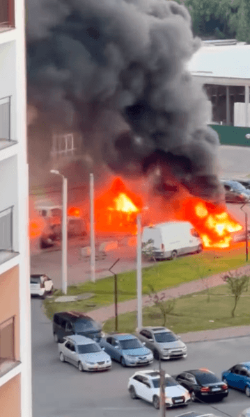 У будинку відомої телеведучої вдруге зафіксовано влучання російського безпілотника: зображення пошкоджень
