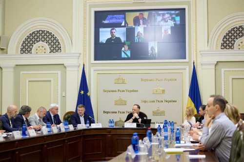 Посли України в міжнародних організаціях провели зустріч із керівництвом Ради та парламентарями.