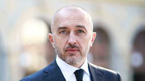 Голова НБУ та уряд з парламентарями: Зеленський відмовляється від участі у врегулюванні конфлікту.