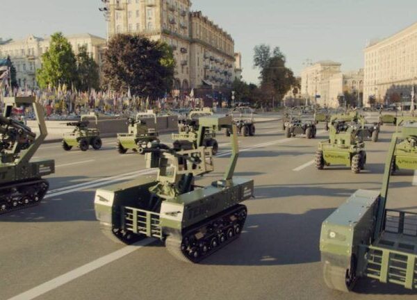 Парад БПЛА в Києві: Україна показала повітряні, сухопутні та морські дрони