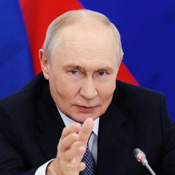 Нове розпорядження Путіна спровокувало “заколот” серед громадян Росії та місцевих підприємців, і тепер російська влада намагається вгамувати це обурення.