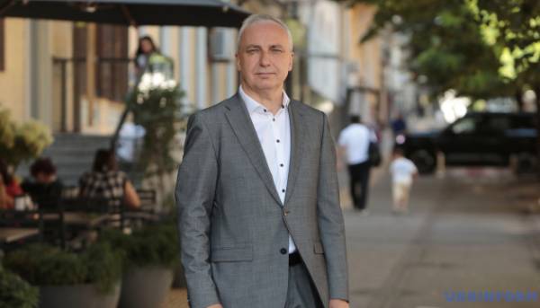 Україна має власний шлях до ЄС, тоді як Західні Балкани мають свій, заявив посол у Боснії і Герцеговині.