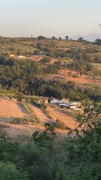 Купила дім в Італії за три тисячі євро: українка поділилася, як продала його майже задарма (знімки)