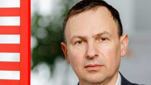 Один із засновників “Нової пошти” закликає до відповіді на ворожі обстріли бізнесу шляхом спрощення регуляторних норм та податкових канікул.