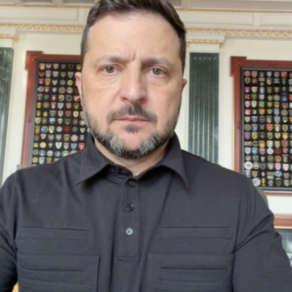 Скандальна дорожньо-транспортна пригода в столиці: Президент анонсував скликання Ради національної безпеки і оборони для обговорення стану дорожнього руху.