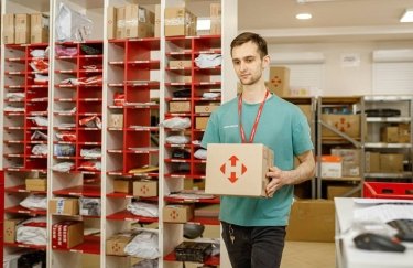 “Нова пошта” оновлює графік роботи у головних містах областей: дізнайтеся, як функціонуватимуть філії