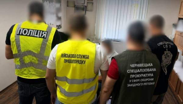 120+ вигаданих мобілізацій у реєстрі «Оберіг»: трьом офіцерам військкоматів інкримінують підозру