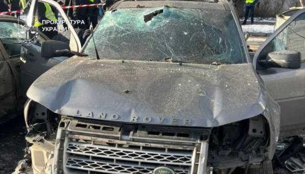 У столиці до дев’яти років позбавлення волі засудили завербовану Росією жінку, яка заклала вибуховий пристрій у автомобіль українського військового.