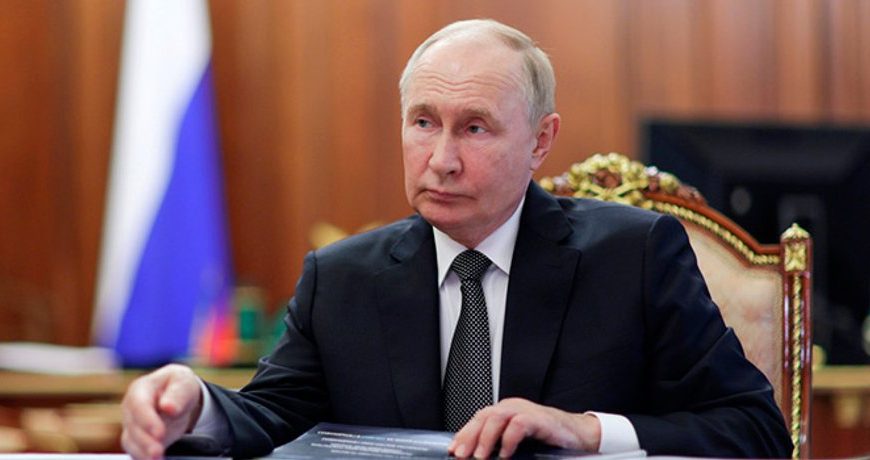 Виборча кампанія в Росії: Путін нейтралізує опозицію через власні переживання та низький рівень підтримки — медіа