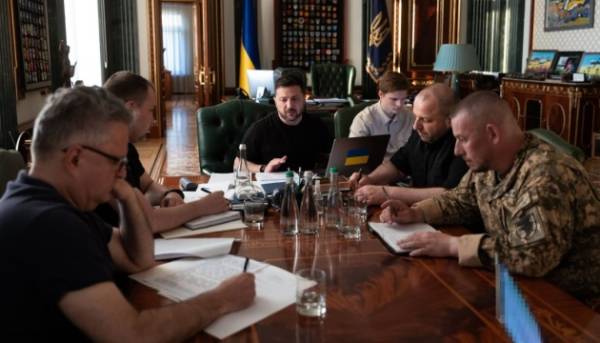 Глави України та ОАЕ обговорили безпеку морських шляхів