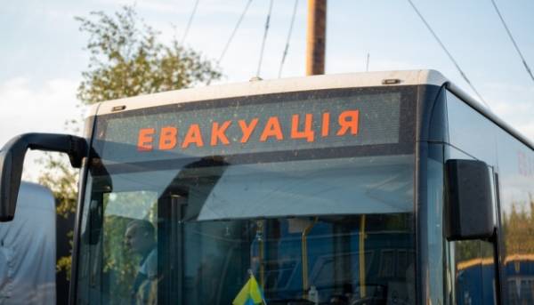 З найнебезпечніших зон Краматорська та двох найближчих селищ запровадили примусове вивезення дітей