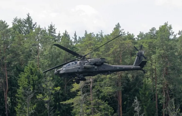 Інцидент з Apache у Техасі: двоє пілотів армії США загинули – новини США