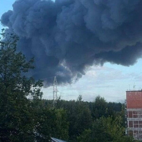 “Червоний Бор покинув чат”: “Мадяр” підтвердив удар по рідних землях Путіна і попередив росіян