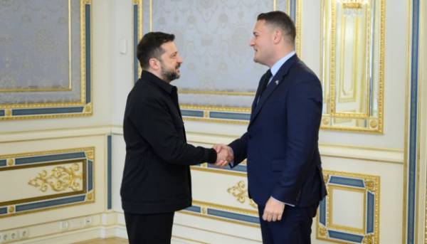Британія: Перший візит міністра оборони Веса Стрітінга до Києва