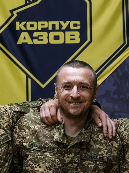 Брат шеф-кухаря Павла Серветника воює у складі полку “Азов”.